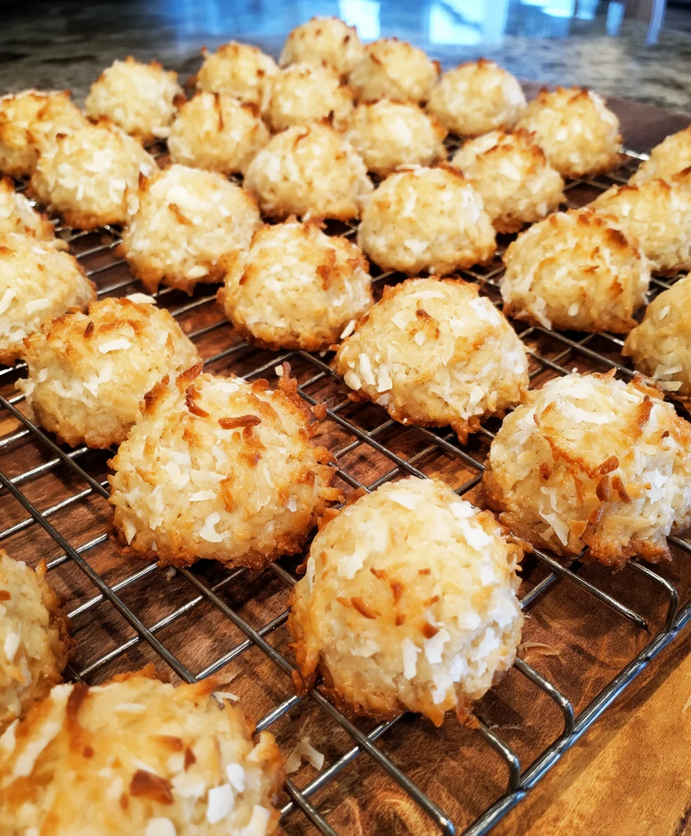 Chewy Coconut Cookies