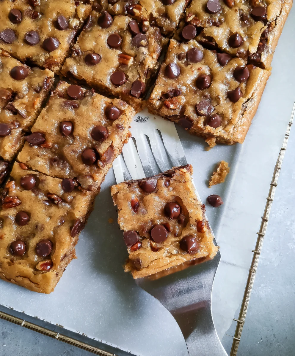 Lazy Chocolate Chip Cookie Bars 24 Lazy Chocolate Chip Cookie Bars